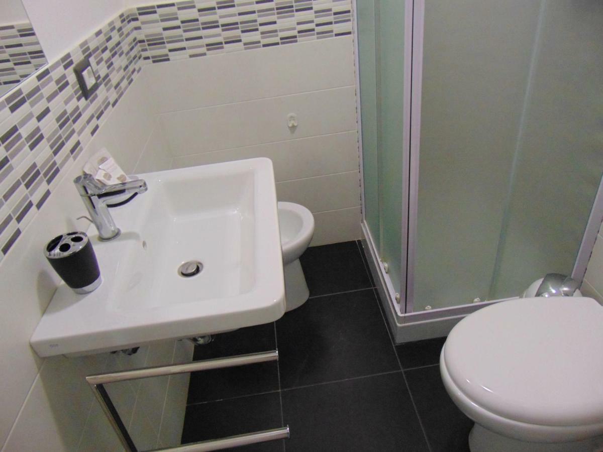 Etna's Tourist Bed & Breakfast 3*